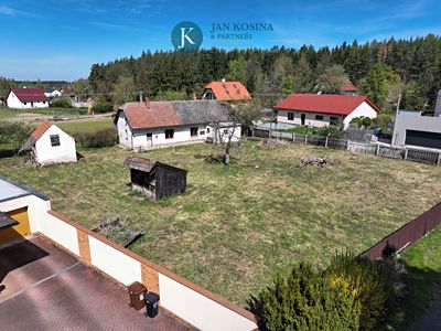 Prodej stavebního pozemku 1633 m²