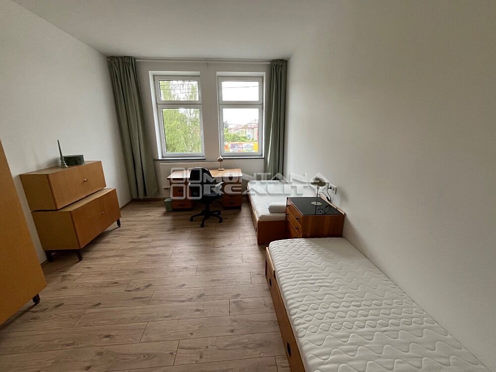 Pronájem bytu 4+1 98 m² – fotografie 4