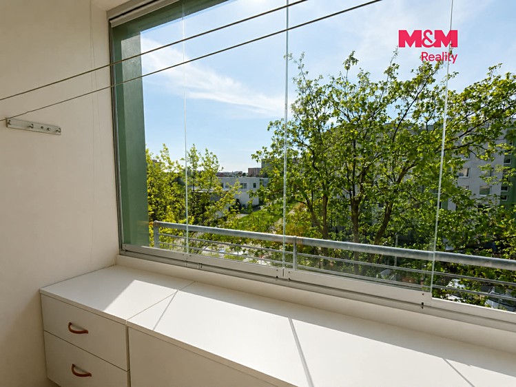 Prodej bytu 3+kk, 64 m² (9 z 12)