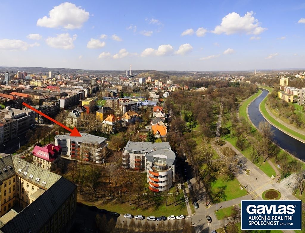 Pronájem bytu 2+kk 125 m² – fotografie 2