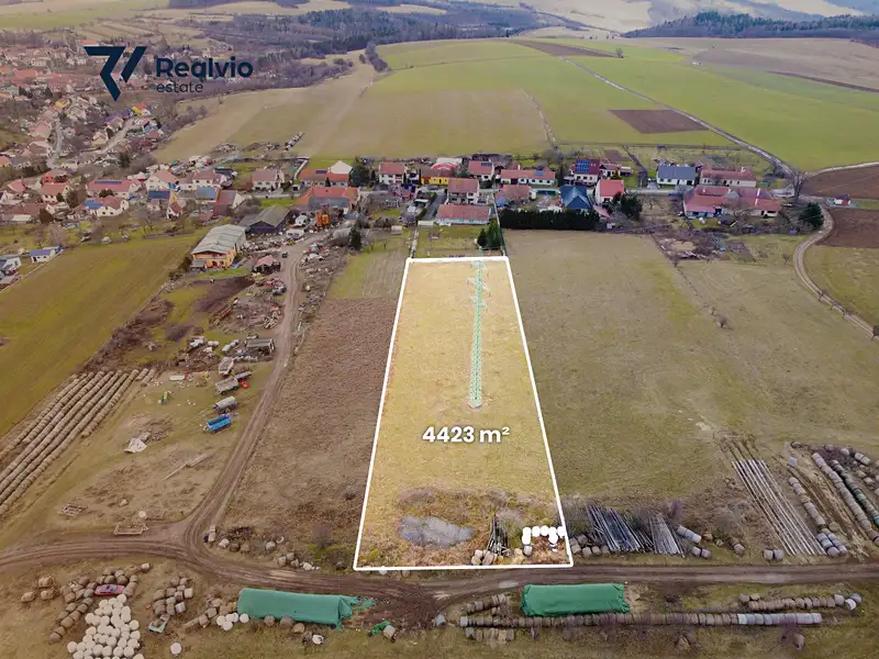 Prodej pole 4423 m², Deblín – náhled fotky 2