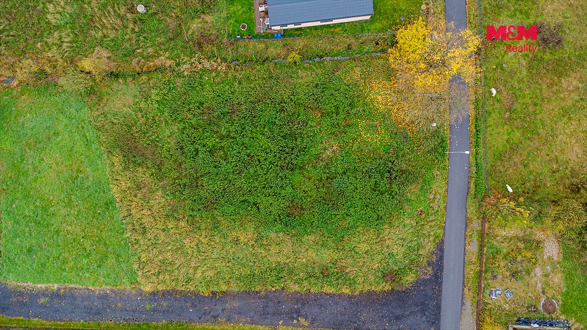 Prodej stavebního pozemku 1350 m² – fotografie 3