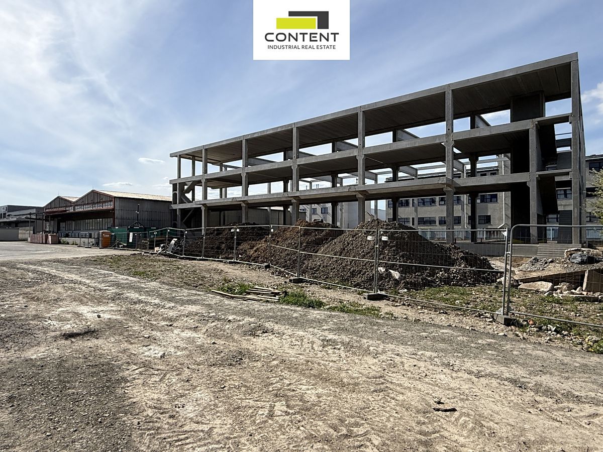 Pronájem skladového prostoru 1150 m² – fotografie 3