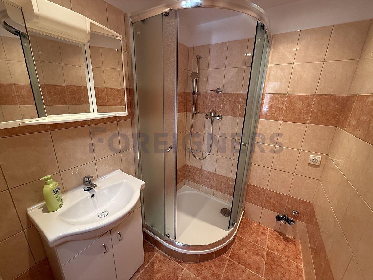 Pronájem bytu 3+1 74 m² – fotografie 3