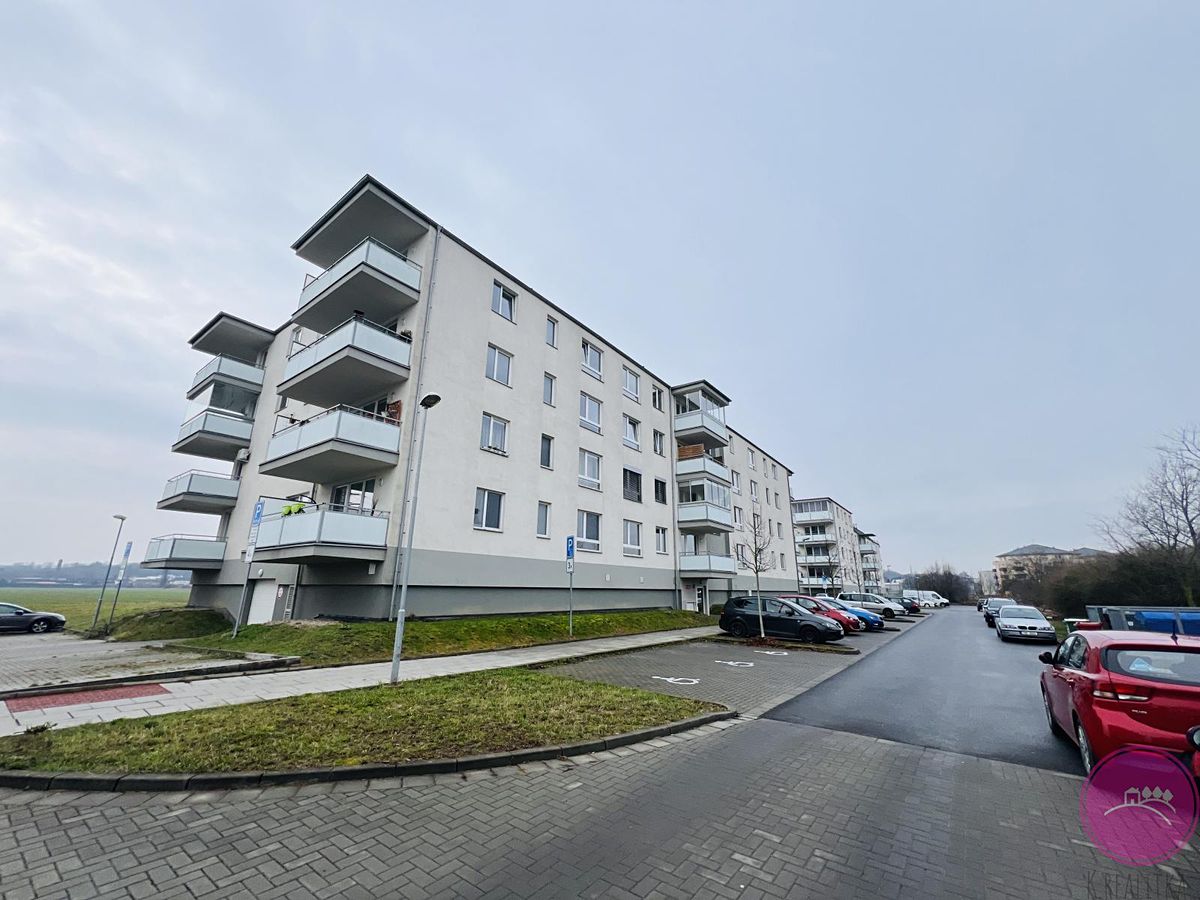 Pronájem bytu 1+kk 28 m² – fotografie 4
