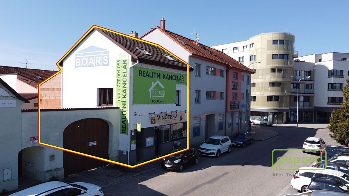 Prodej rodinného domu 208 m², pozemek 103 m² – fotografie 4
