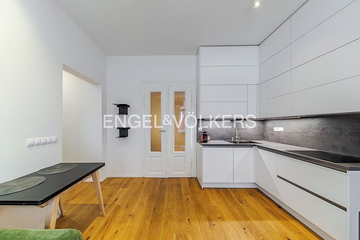 Pronájem bytu 3+kk 62 m² – fotografie 2