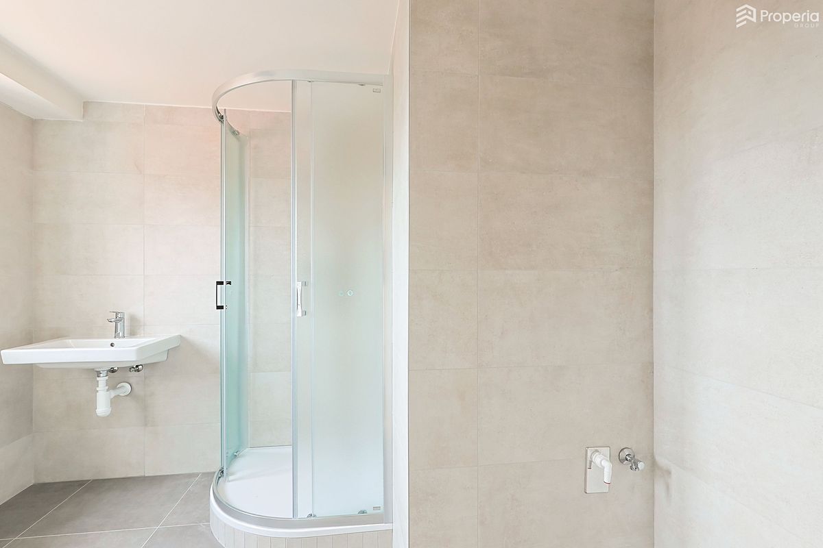 Pronájem bytu 2+kk 64 m² – fotografie 3