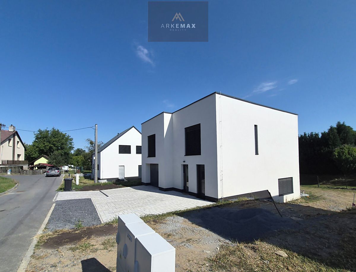 Prodej rodinného domu 160 m², pozemek 586 m²