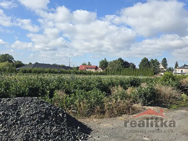 Prodej stavebního pozemku 1865 m², Opava – náhled fotky 3