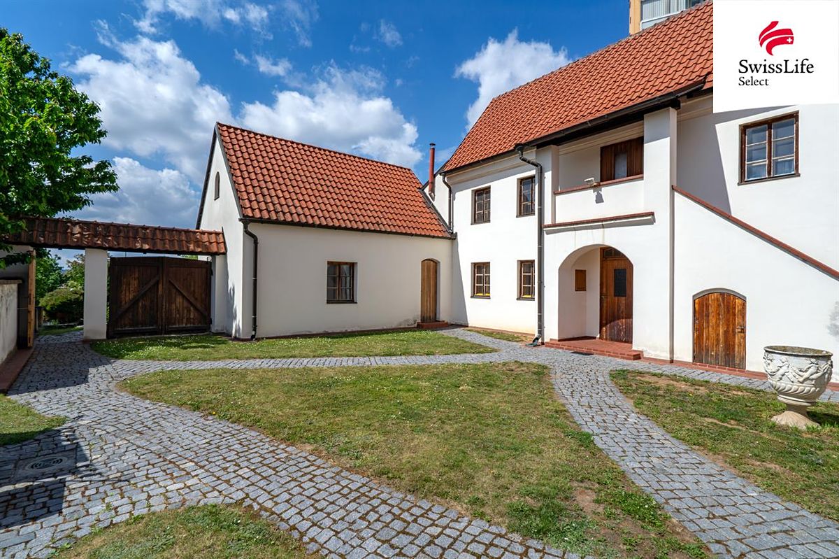 Prodej památky 176 m², pozemek 841 m² – fotografie 3