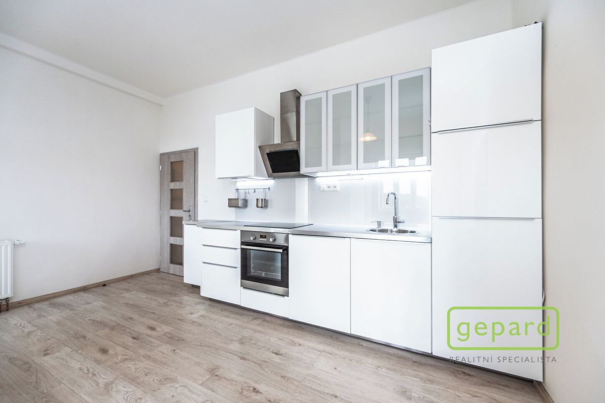 Pronájem bytu 2+kk 50 m² – fotografie 5