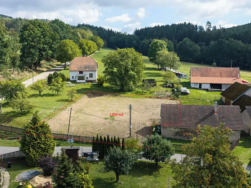 Prodej stavebního pozemku 1052 m², Červený Újezd – náhled fotky 2