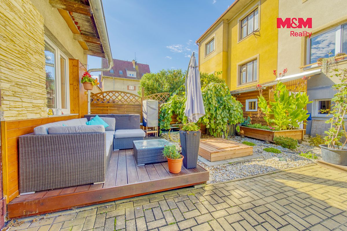 Prodej rodinného domu 164 m², pozemek 543 m² – fotografie 2