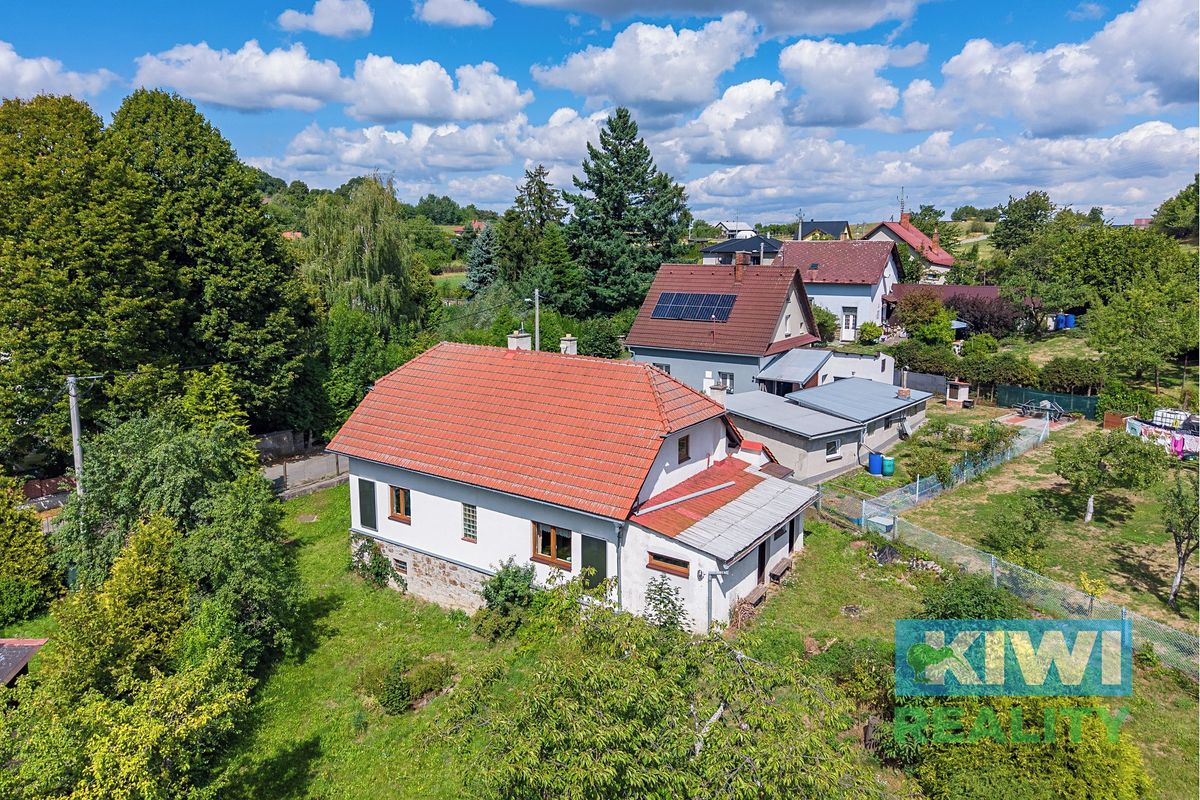 Prodej rodinného domu 120 m², pozemek 1216 m²