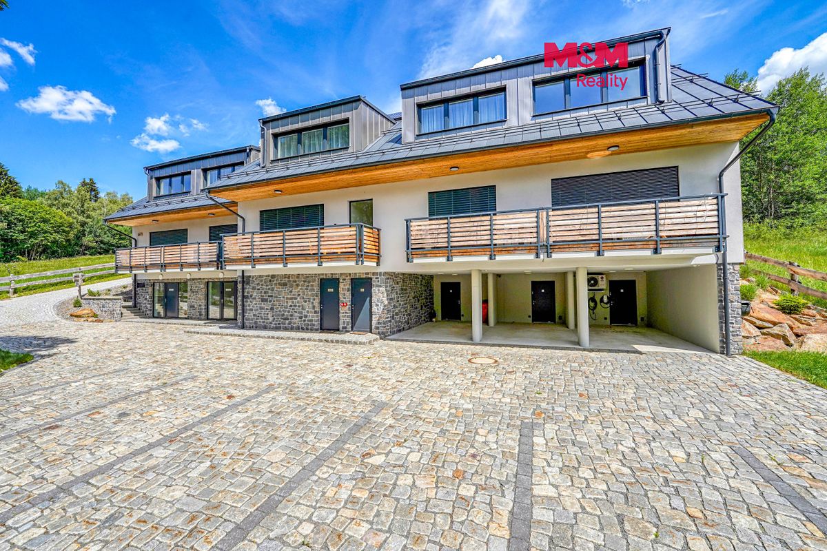 Prodej bytu 2+kk 63 m²