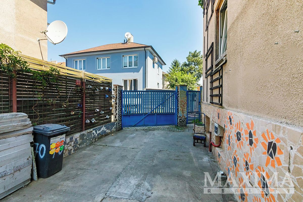 Prodej rodinného domu 180 m², pozemek 566 m² – fotografie 3