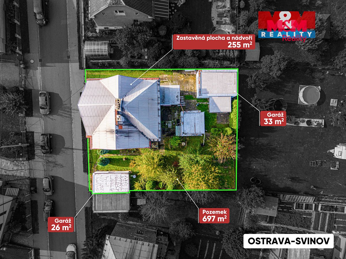 Prodej rodinného domu 350 m², pozemek 697 m² – fotografie 2