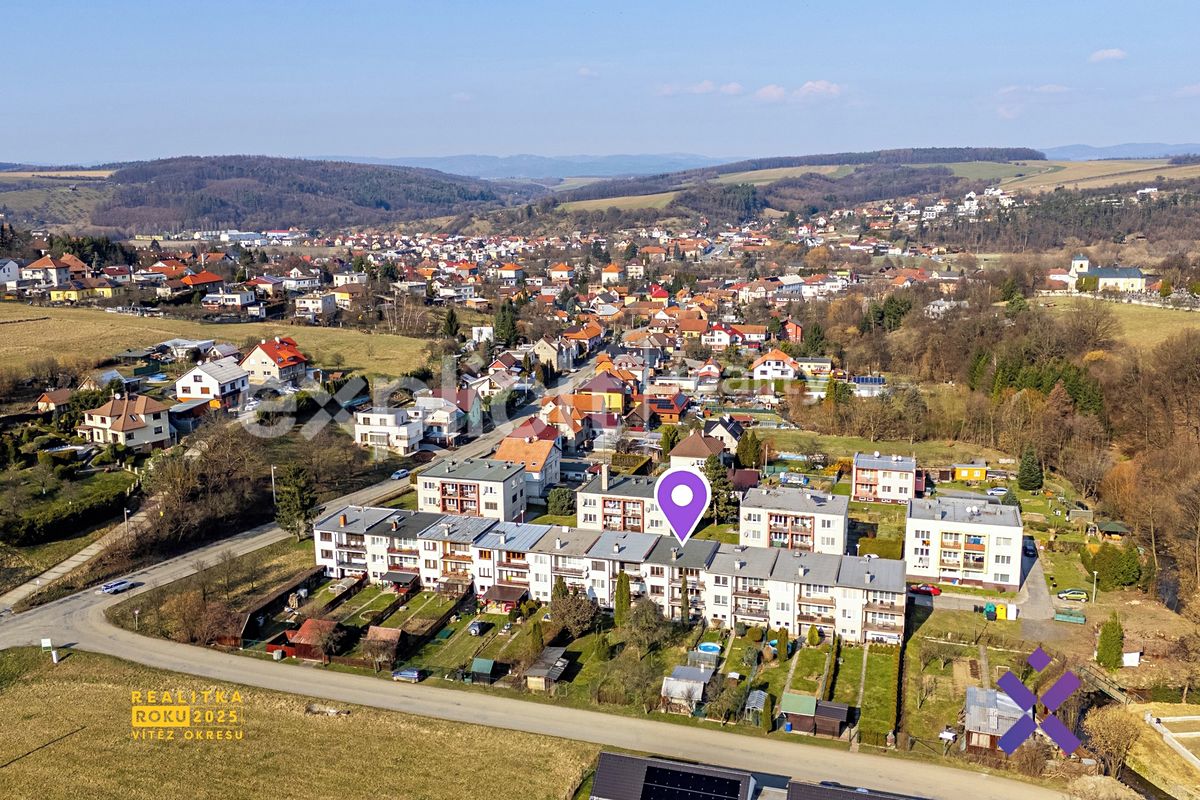 Prodej rodinného domu 180 m², pozemek 396 m² – fotografie 2