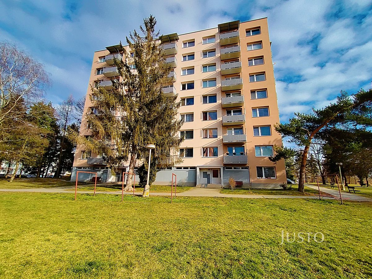Pronájem bytu 4+1 88 m² – fotografie 3
