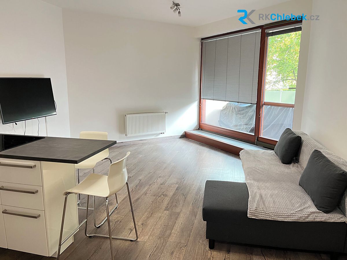 Pronájem bytu 2+kk 50 m² – fotografie 5