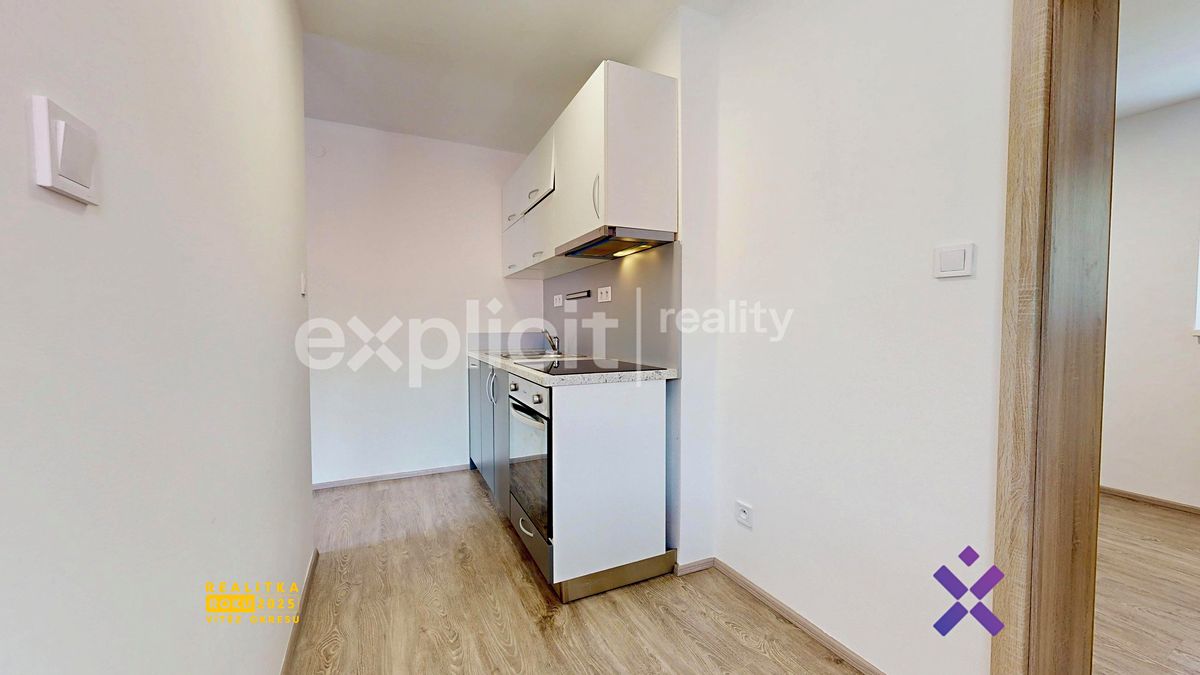 Pronájem bytu 2+kk 38 m² – fotografie 4
