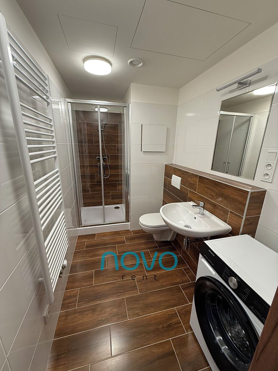 Pronájem bytu 1+kk 35 m² – fotografie 3