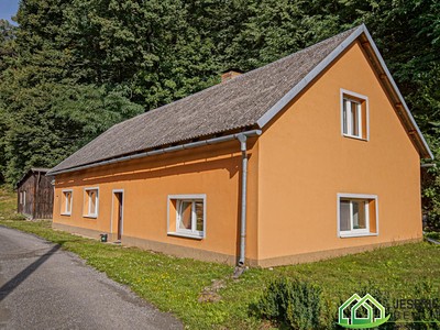 Prodej  rodinného domu 240 m², pozemek 698 m²