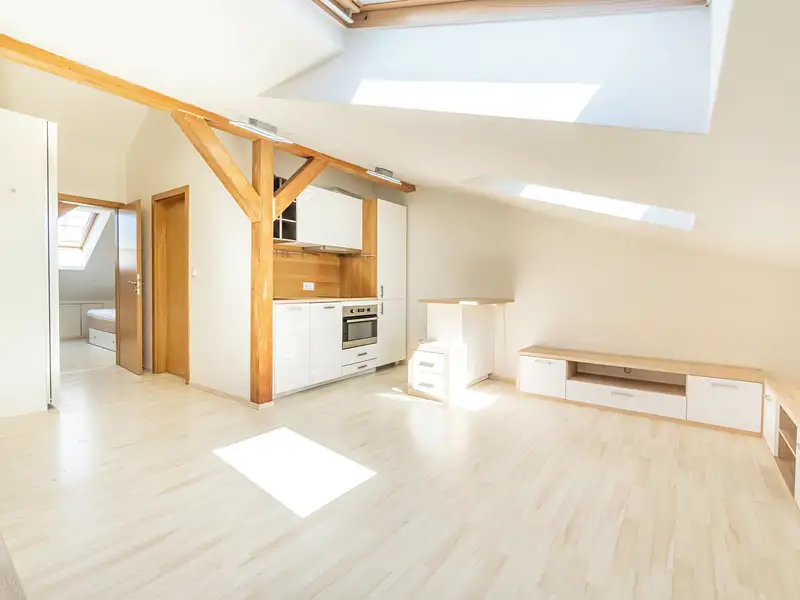 Prodej bytu 2+kk 40 m², Praha – náhled fotky 1