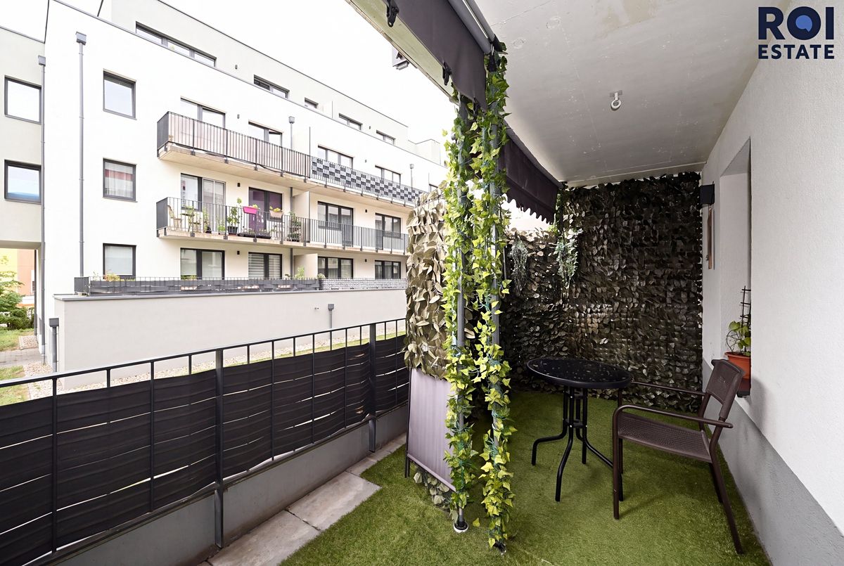 Pronájem bytu 1+kk 24 m² – fotografie 2