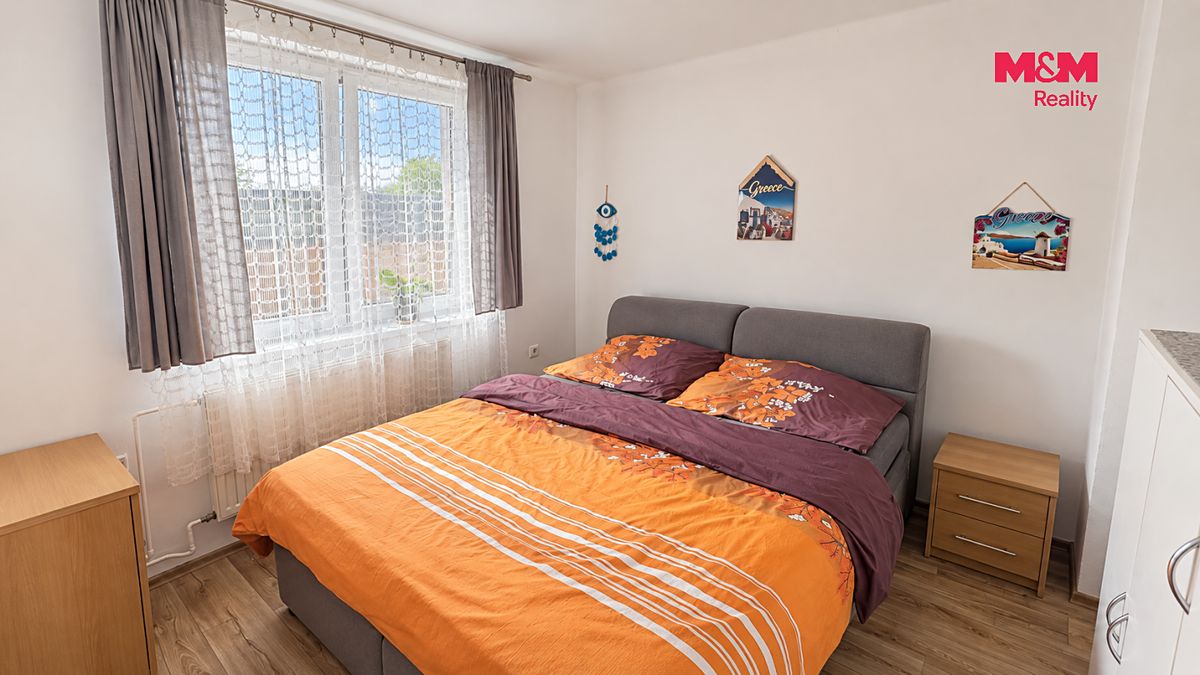 Prodej rodinného domu 144 m², pozemek 500 m² – fotografie 3