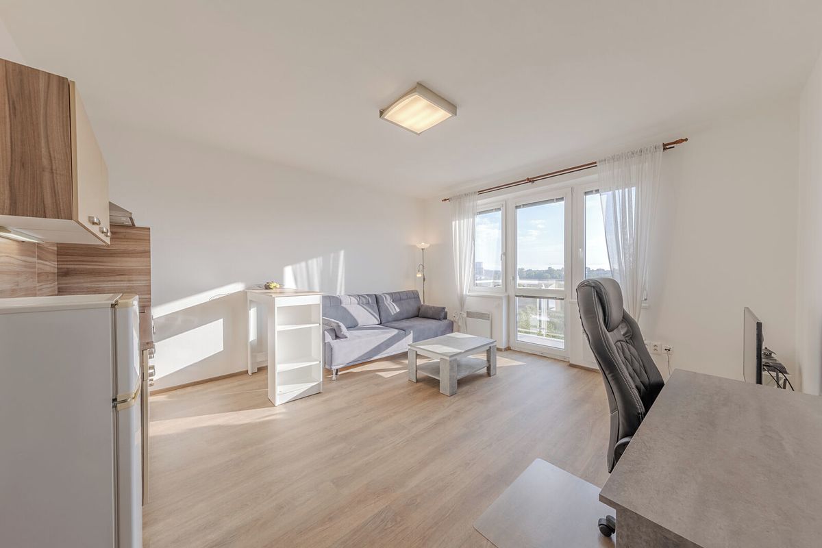 Pronájem bytu 1+kk 28 m²