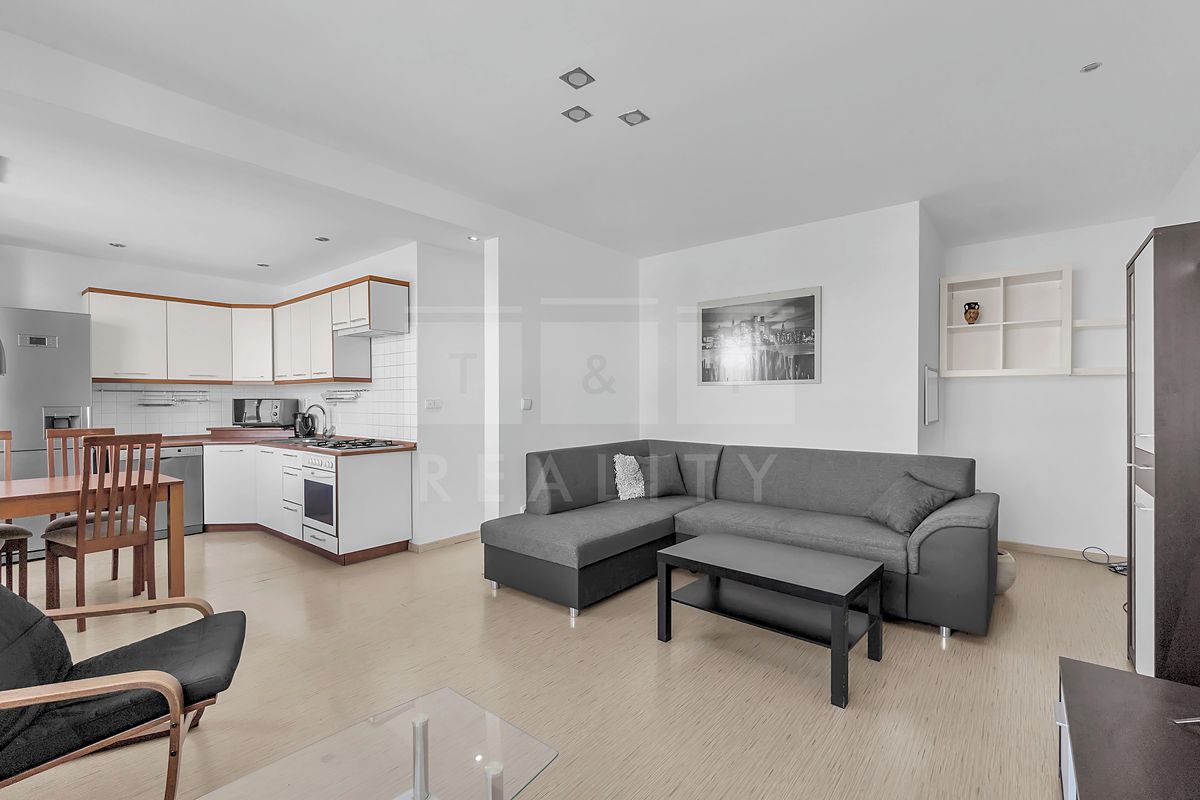 Pronájem bytu 3+kk 77 m² – fotografie 3