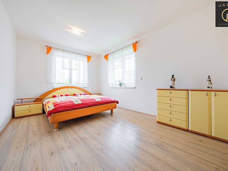 Будинок на продаж, 315 м² (22 з 38)