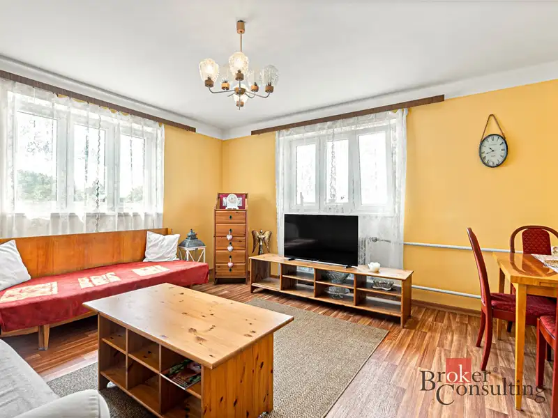 Prodej rodinného domu 270 m², pozemek 713 m², Chotoviny – náhled fotky 3