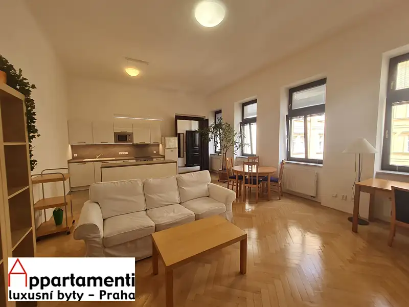 Pronájem bytu 2+kk 65 m², Praha – náhled fotky 2