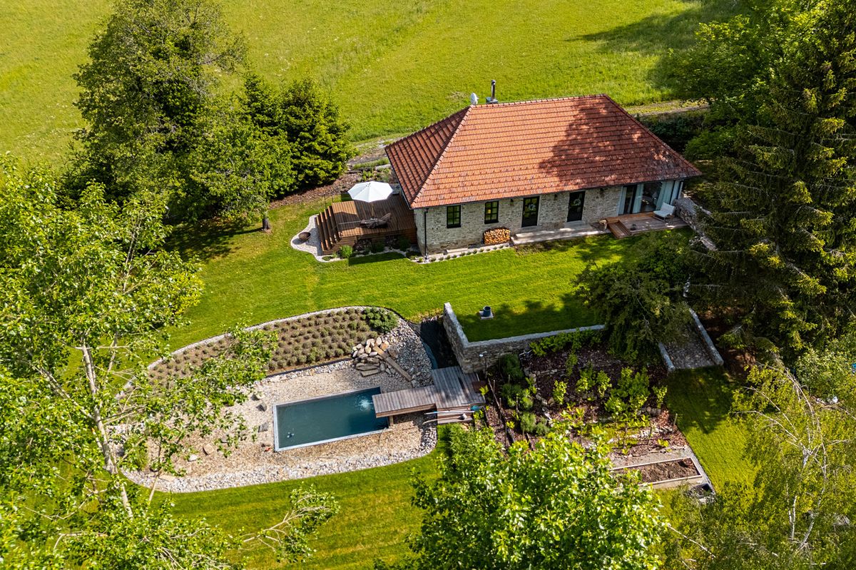 Prodej rodinného domu 160 m², pozemek 3024 m² – fotografie 5
