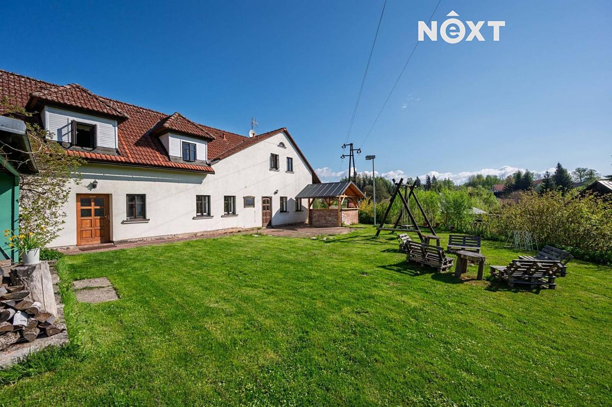 Prodej rodinného domu 230 m², pozemek 1433 m²
