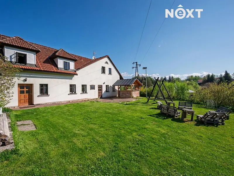 Prodej rodinného domu 230 m², pozemek 1433 m², Jilemnice – náhled fotky 1