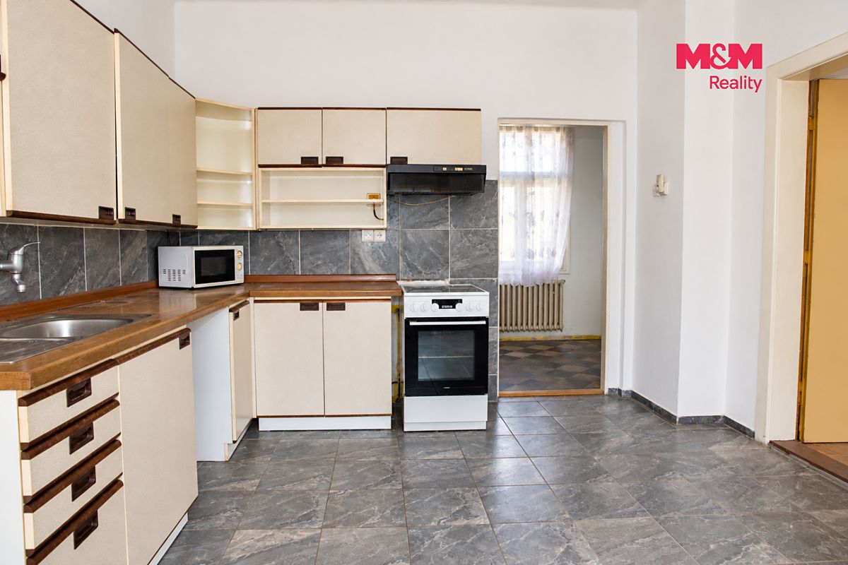 Prodej rodinného domu 135 m², pozemek 376 m² – fotografie 4
