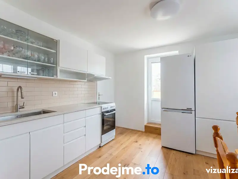 Prodej rodinného domu 99 m², pozemek 503 m², Hevlín – náhled fotky 2