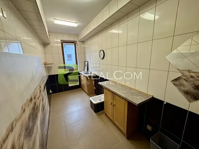 Pronájem obchodního prostoru 8 m², Praha – náhled fotky 1