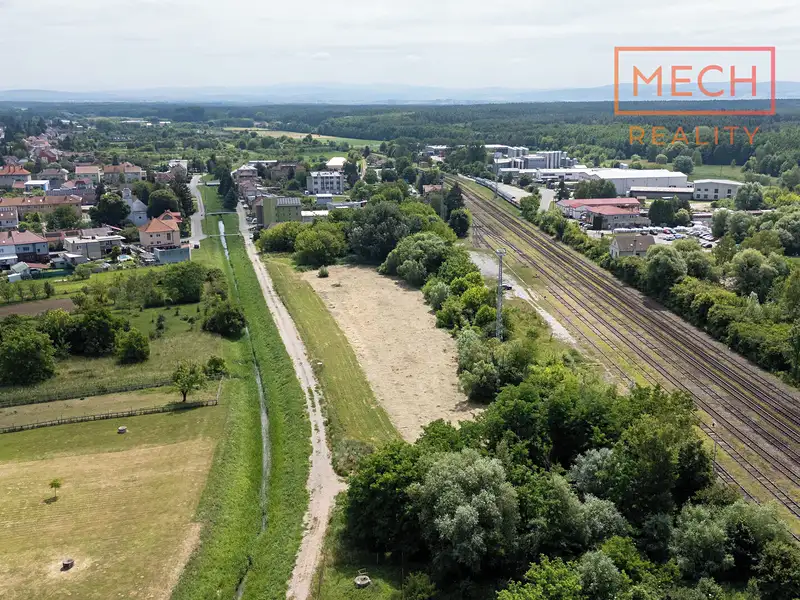 Prodej komerčního pozemku 11267 m², Bzenec – náhled fotky 2