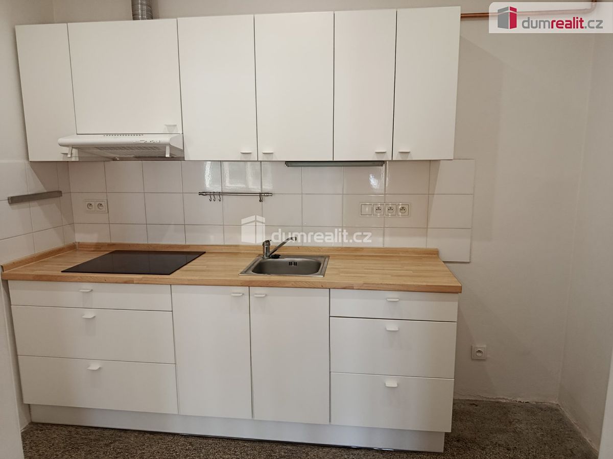 Pronájem bytu 2+kk 50 m² – fotografie 5