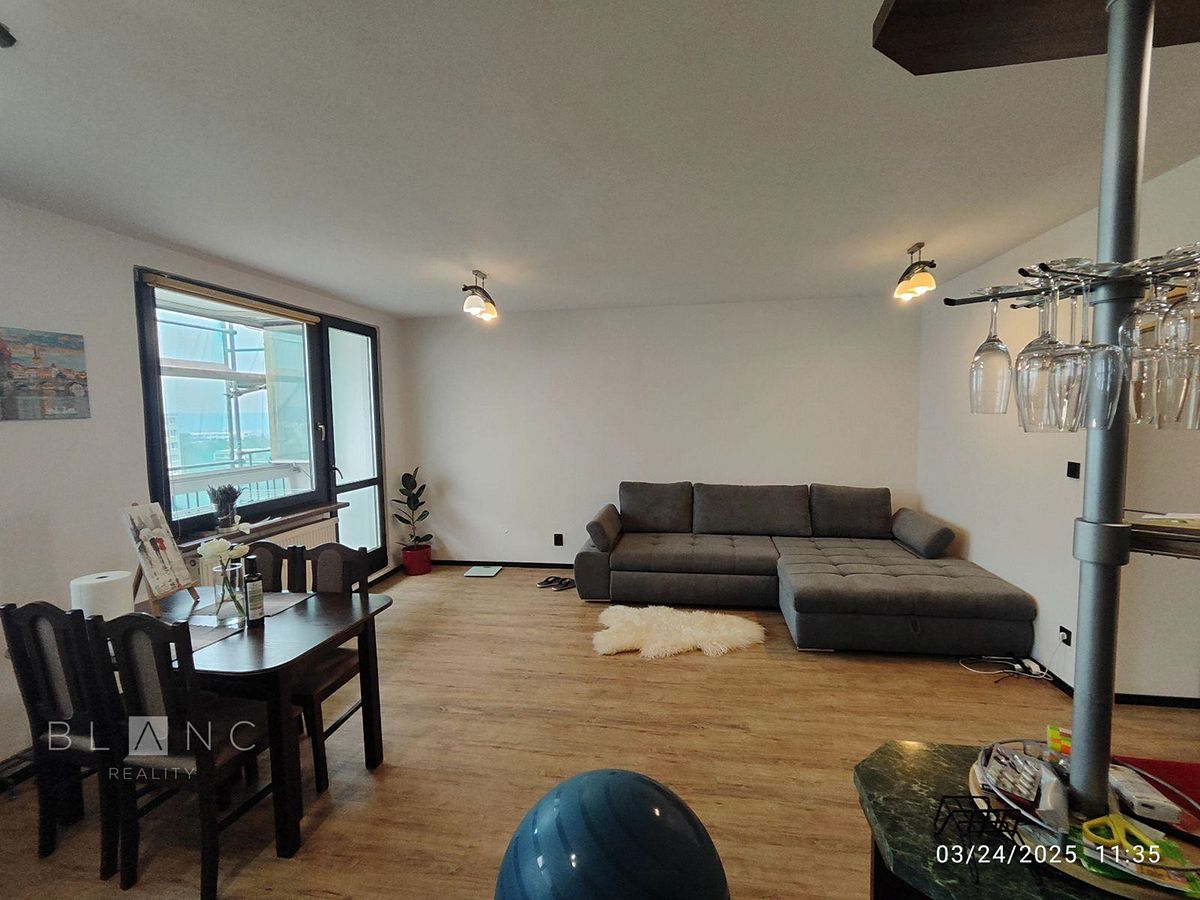 Pronájem bytu 3+kk 71 m² – fotografie 3