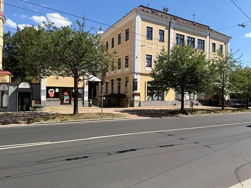 Prodej obchodního prostoru 868 m², Mariánské Lázně – náhled fotky 1