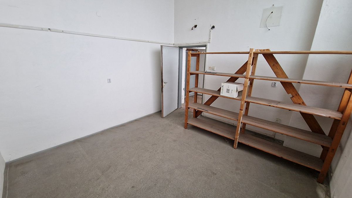 Pronájem skladového prostoru 60 m² – fotografie 3