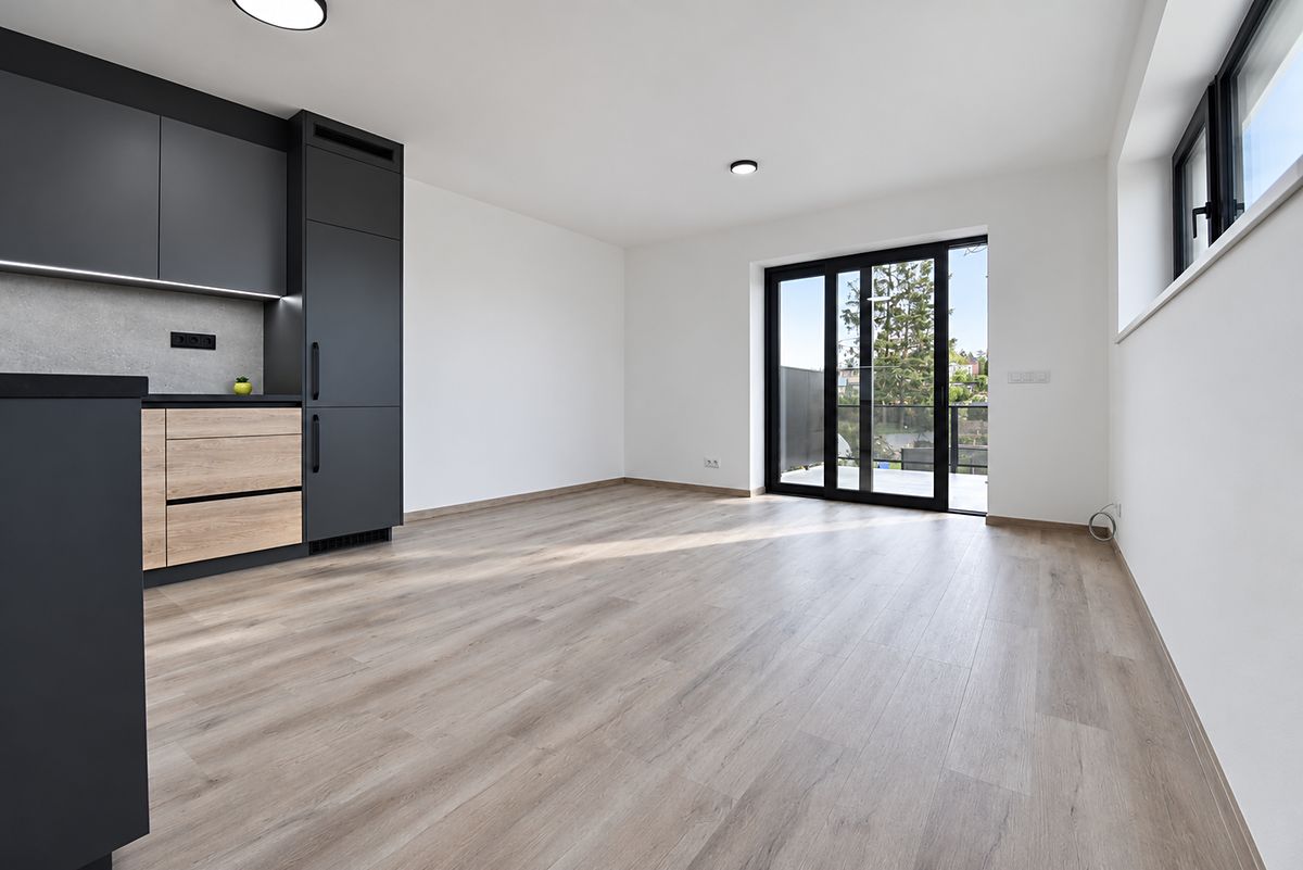 Pronájem bytu 2+kk 71 m² – fotografie 3