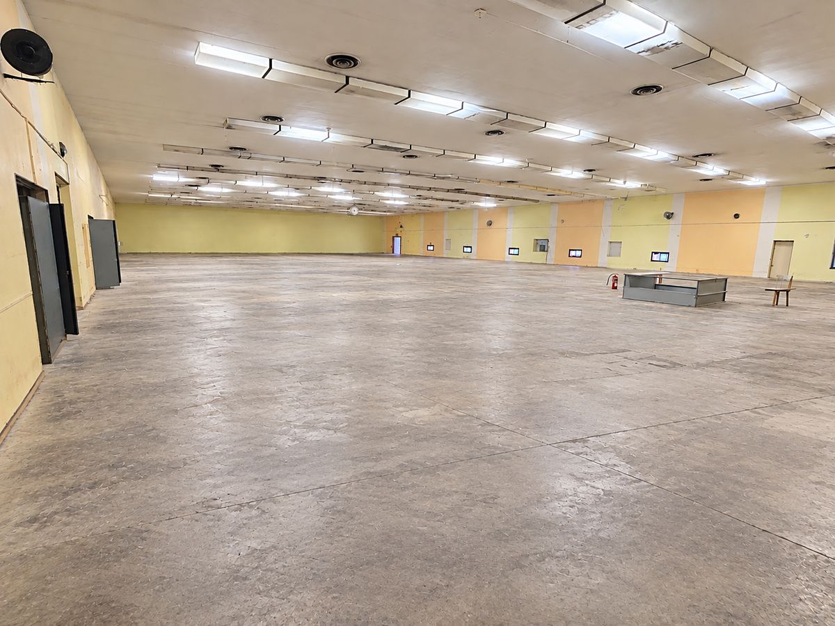 Pronájem skladového prostoru 1391 m² – fotografie 2