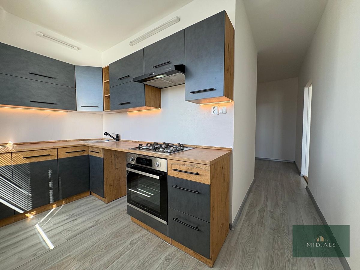 Pronájem bytu 3+1 65 m² – fotografie 2